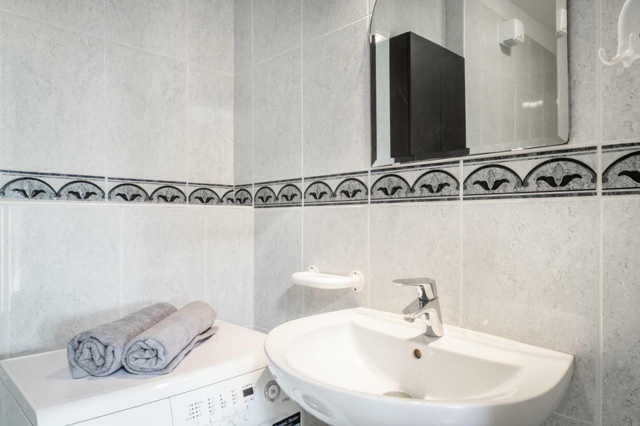 Bpr Soho Boutique Home With Ac Budapest Exterior photo